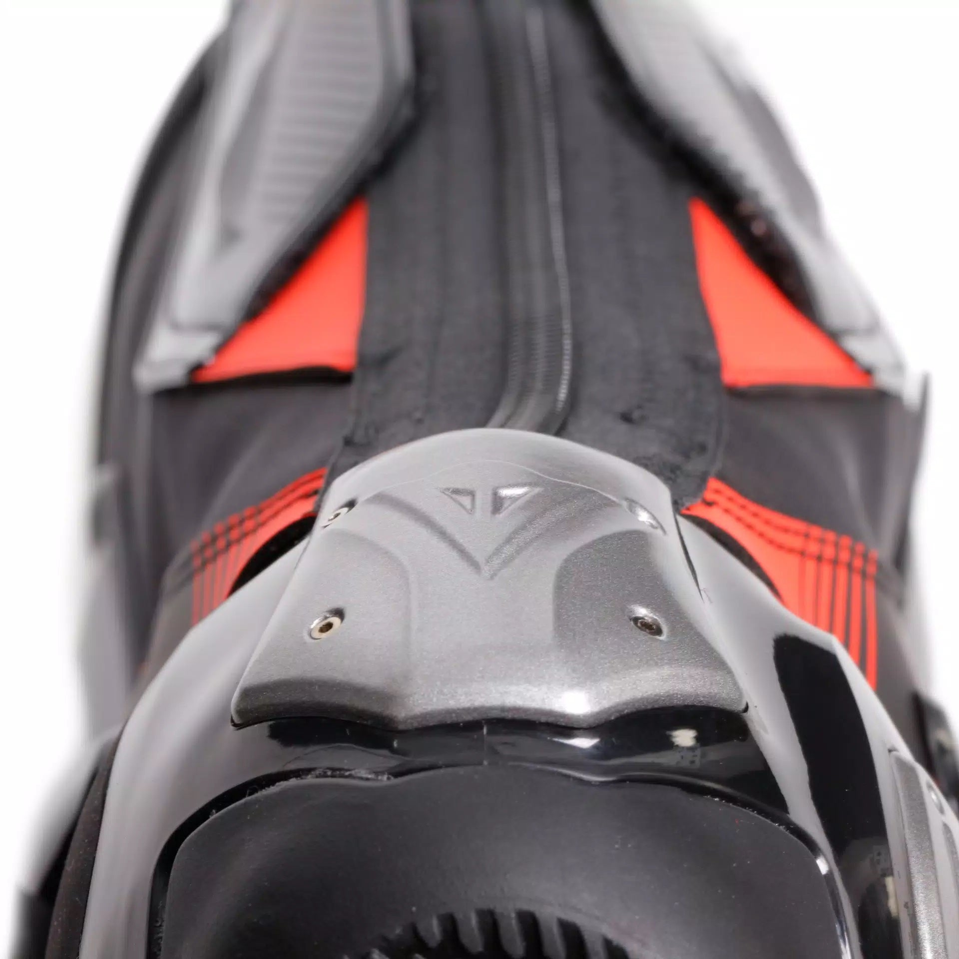 Dainese Torque 4 Racing und Straßen Motorradstiefel | Herren | Schwarz/Rot | 201790008562800