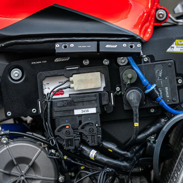 Elektronik- & Seitenverkleidungs-Halter WorldSSP Feel Racing Ducati Panigale V2 955 (20-24) FR.03.KIT