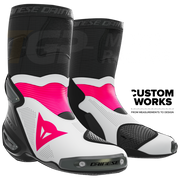 Dainese Axial 2 Air Racing und Straßen Motorradstiefel | Herren | Fuxia / Weiß | Custom Works