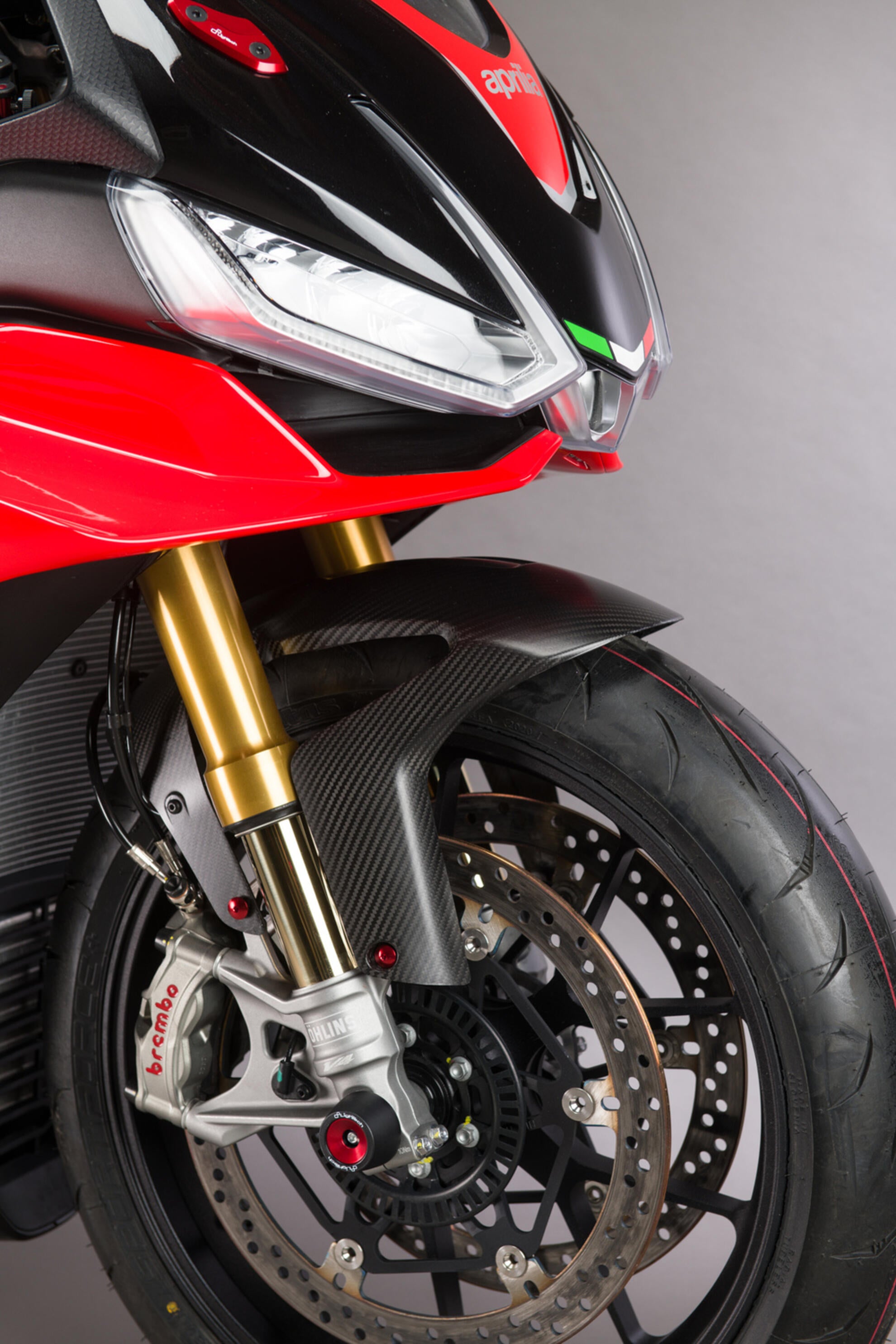Vorderer Kotflügel Carbon LighTech Aprilia RSV4/RR/1100 Factory (21-26) CARA0610