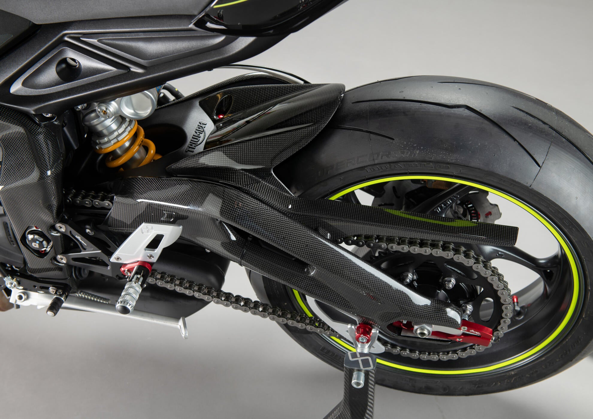 Hinterer Kotflügel Carbon LighTech Triumph Street Triple 765 S / R / RS / Moto2 (17-26) CART2420