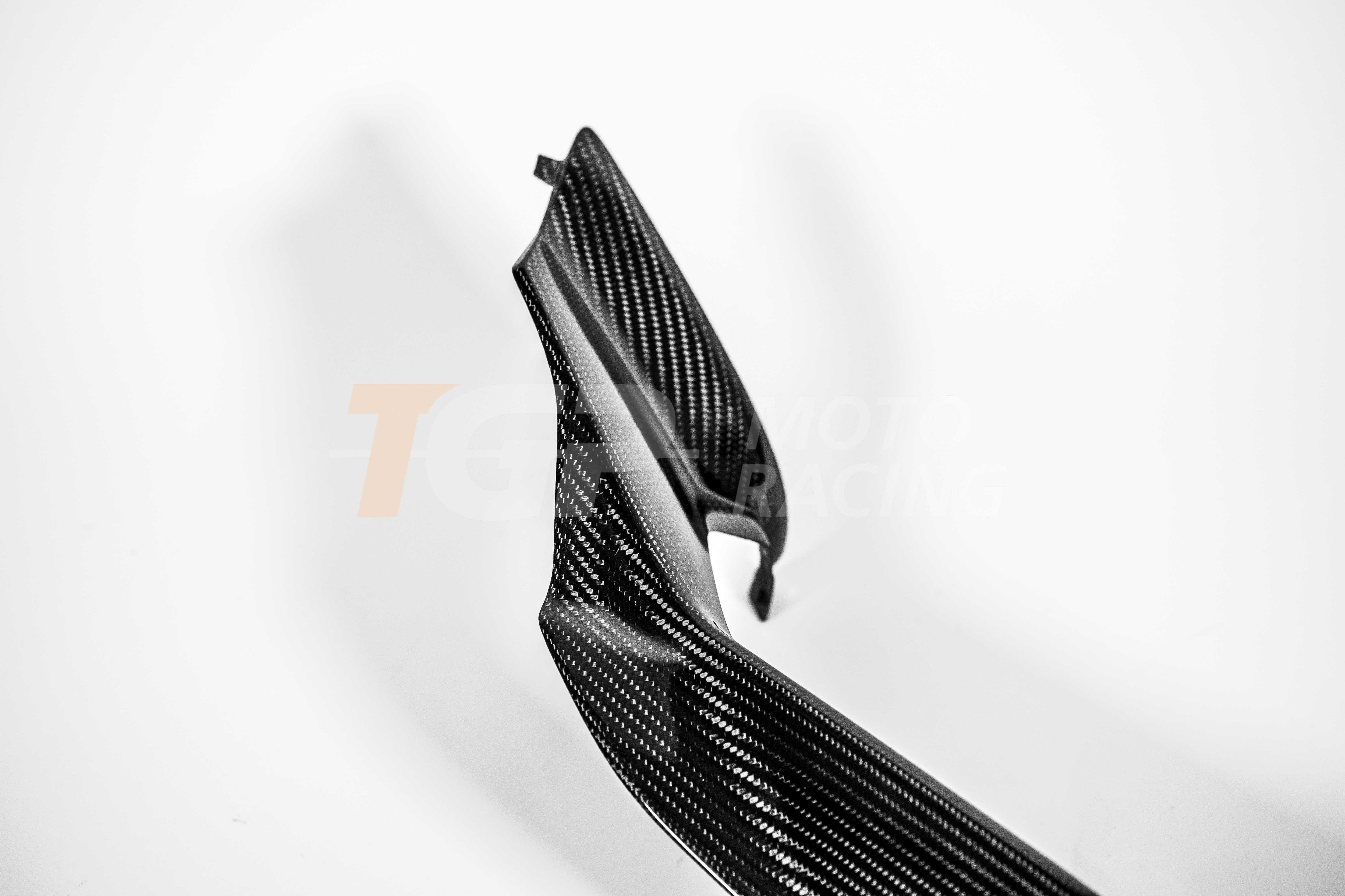 Heckverkleidung links 200g Carbon AP Carbon Line Ducati Panigale V4/S/R (25-26)