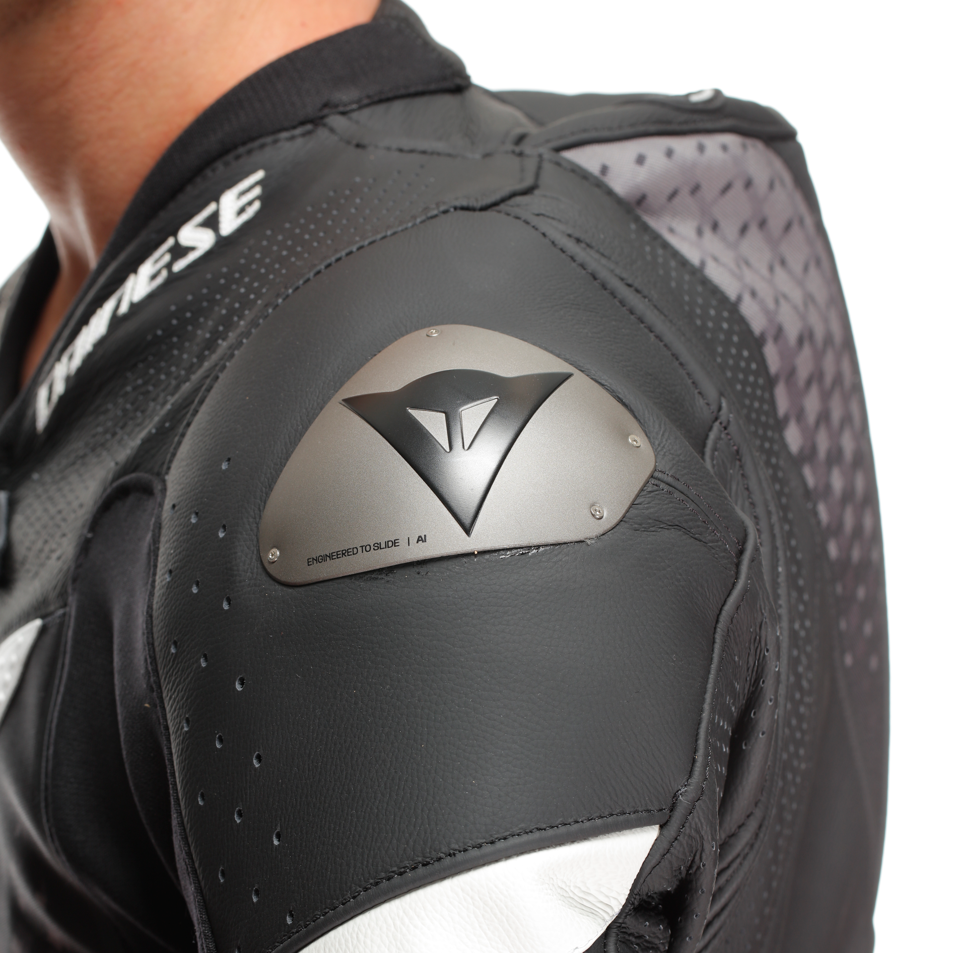 Dainese Laguna Seca 6 Einteiler Lederkombi – Perforierter Rennanzug | Herren | Schwarz/Weiß