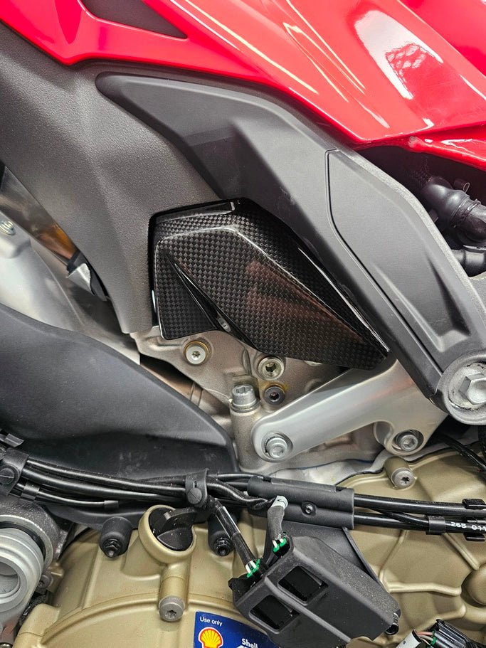 Zylinderkopfabdeckungen Oben Set Carbon Fullsix Ducati Panigale V4/S (2025)