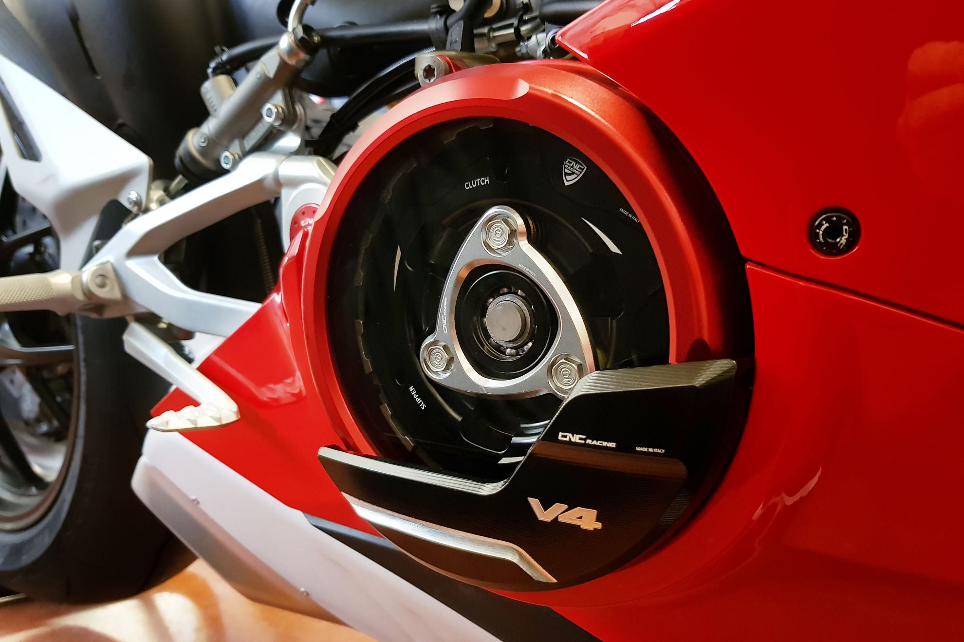 Aluminium Kupplung Protektor Schutzabdeckung CNC Racing Ducati Panigale V4/S (25-26) PR310
