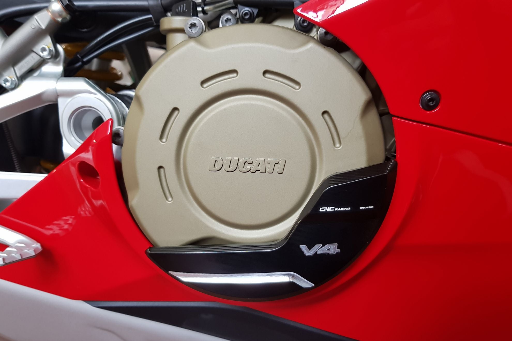 Aluminium Kupplung Protektor Schutzabdeckung CNC Racing Ducati Panigale V4/S (25-26) PR310