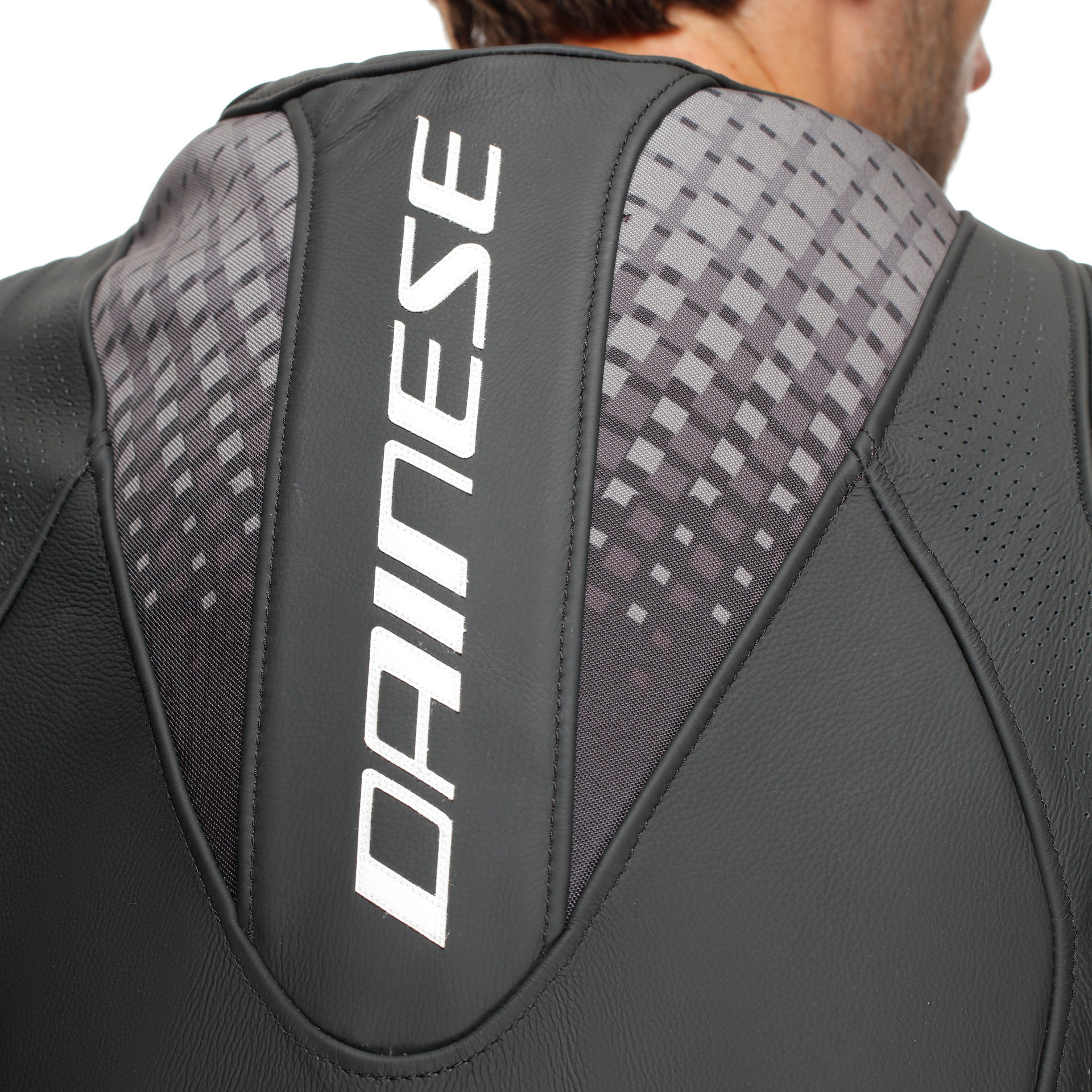 Dainese Laguna Seca 6 Einteiler Lederkombi – Perforierter Rennanzug | Herren | Schwarz/Weiß