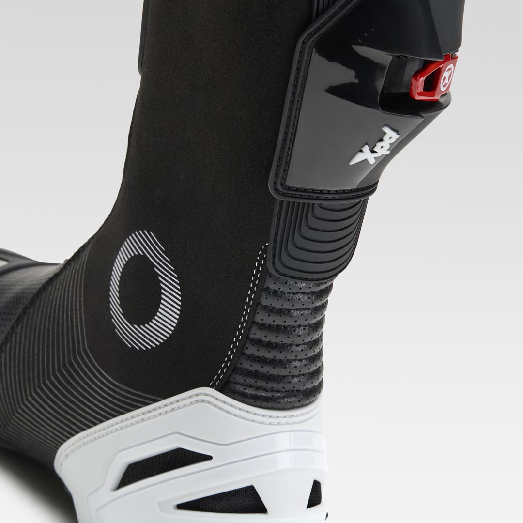 XPD XP9-S AIR perforierter Racing und Straßen Motorradstiefel | Herren | Weiß/Schwarz