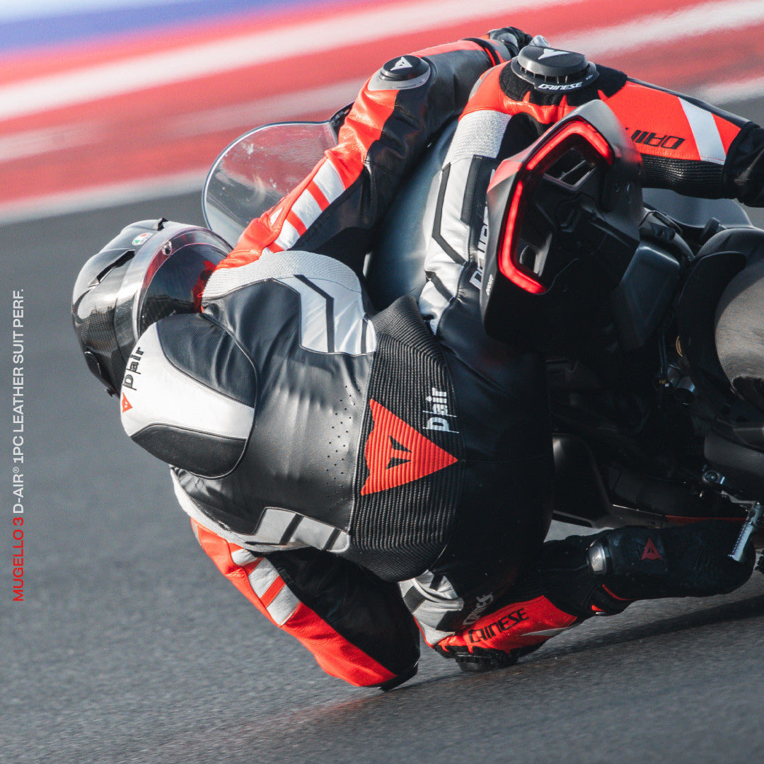 Dainese Mugello 3 D-AIR® Einteiler Lederkombi – Perforierter Airbag Rennanzug | Herren | Schwarz/Rot