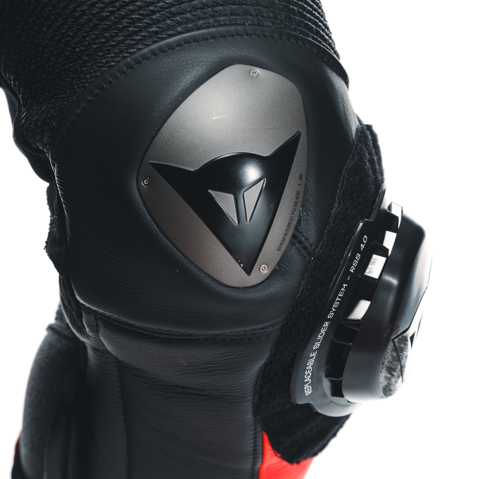 Dainese Misano 3 D-AIR® Einteiler Lederkombi – Perforierter Airbag Rennanzug | Herren | Rot