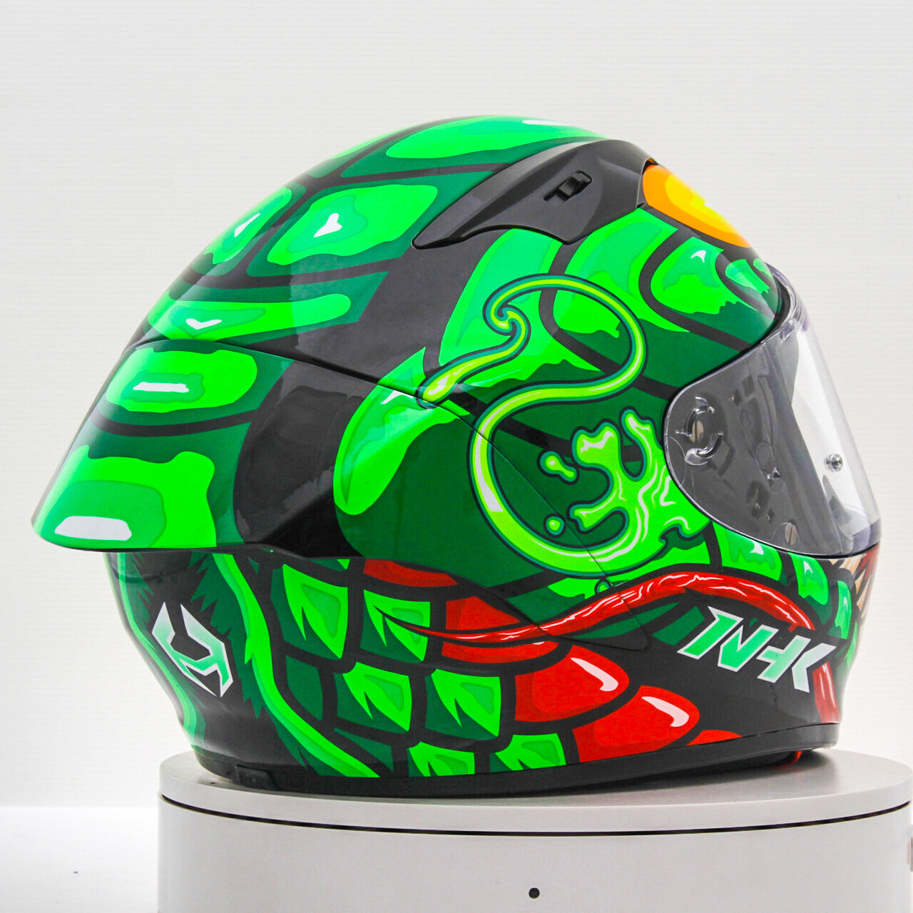 Black Green (4).JPG