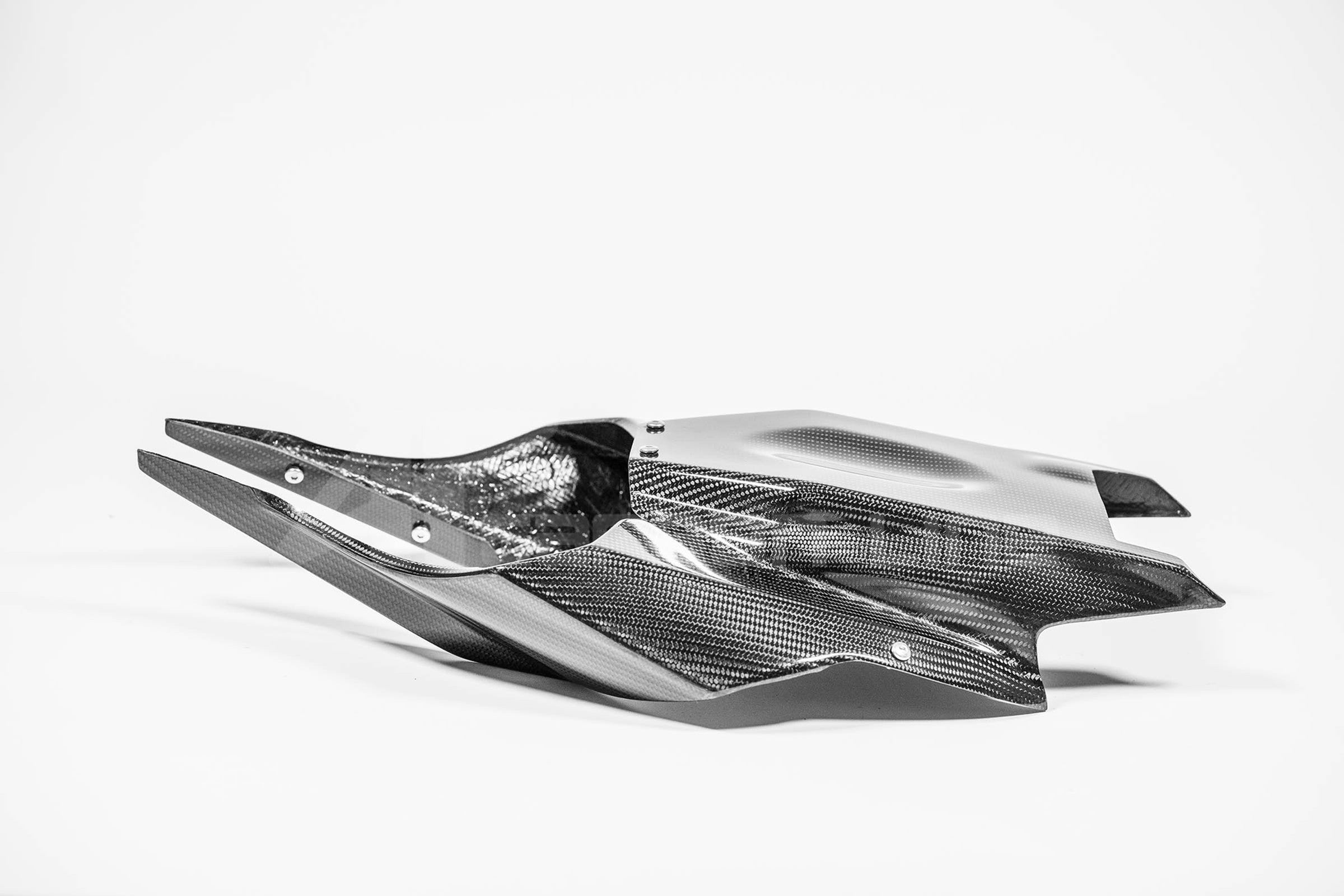 Heckverkleidung 200g AP Carbon Line Yamaha YZF-R1/M RN65 (20-26)