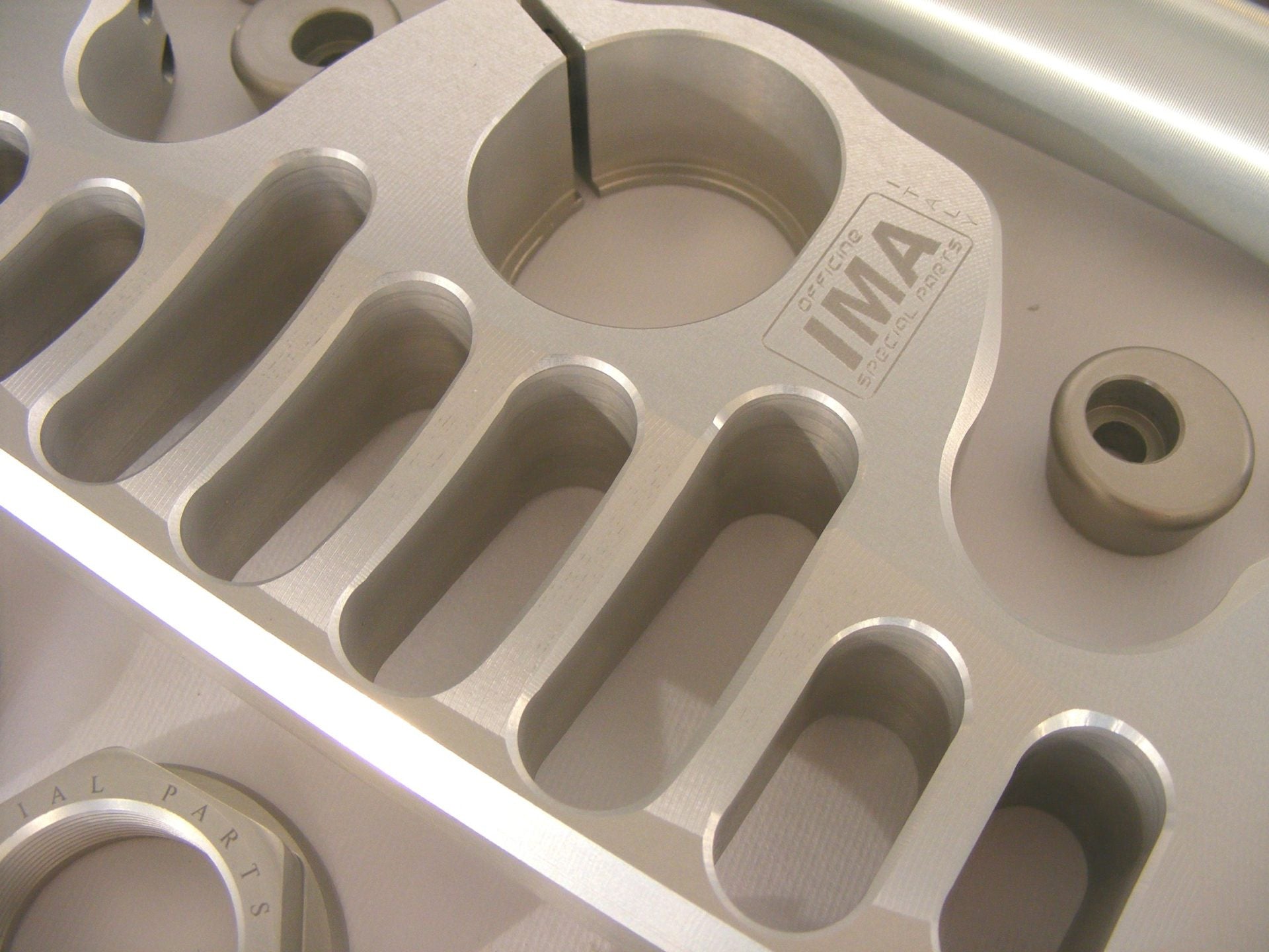 Ima Special Parts Racing Gabelbrücke Ducati Panigale 1199 S/R (12-17)