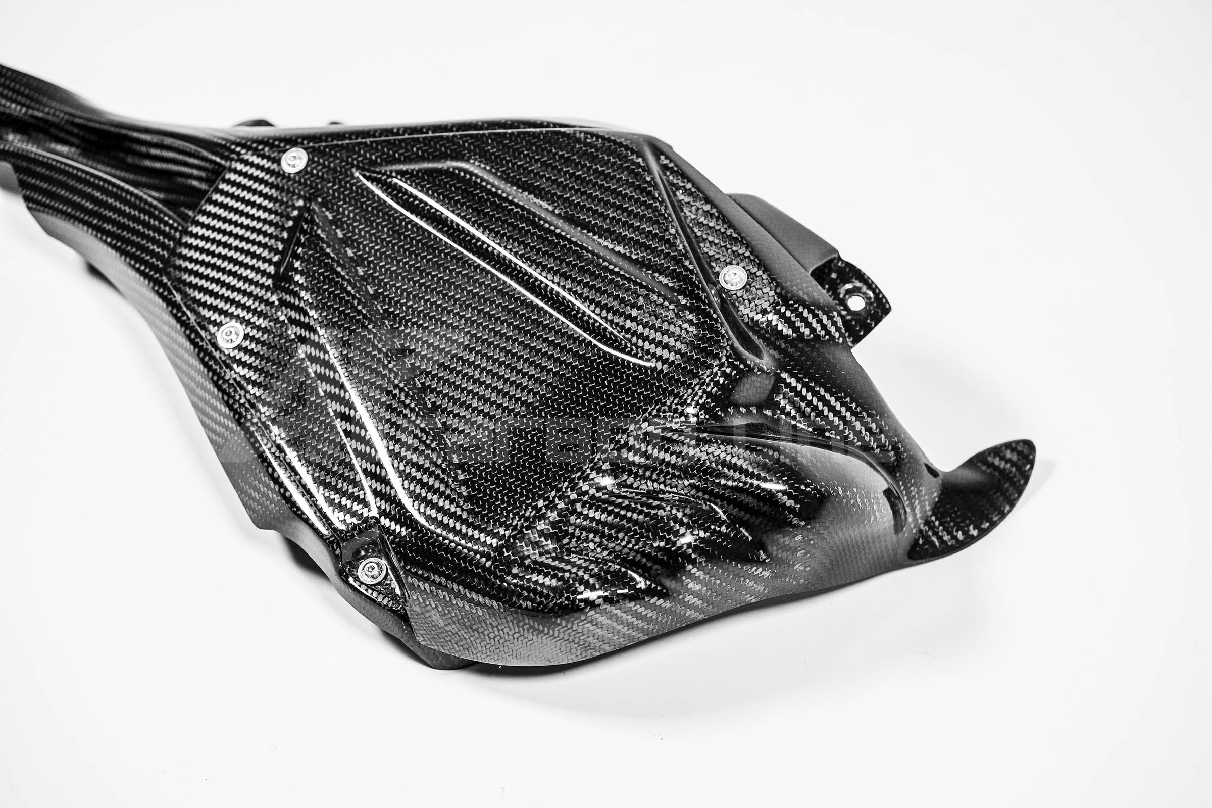 ECU Abdeckung inkl. Kühlkanal 200g AP Carbon Line Yamaha YZF-R1/M RN65 (20-26)