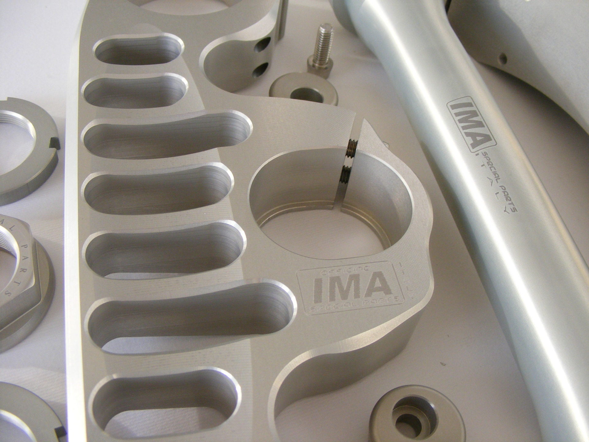 Ima Special Parts Racing Gabelbrücke Ducati Panigale 1199 S/R (12-17)